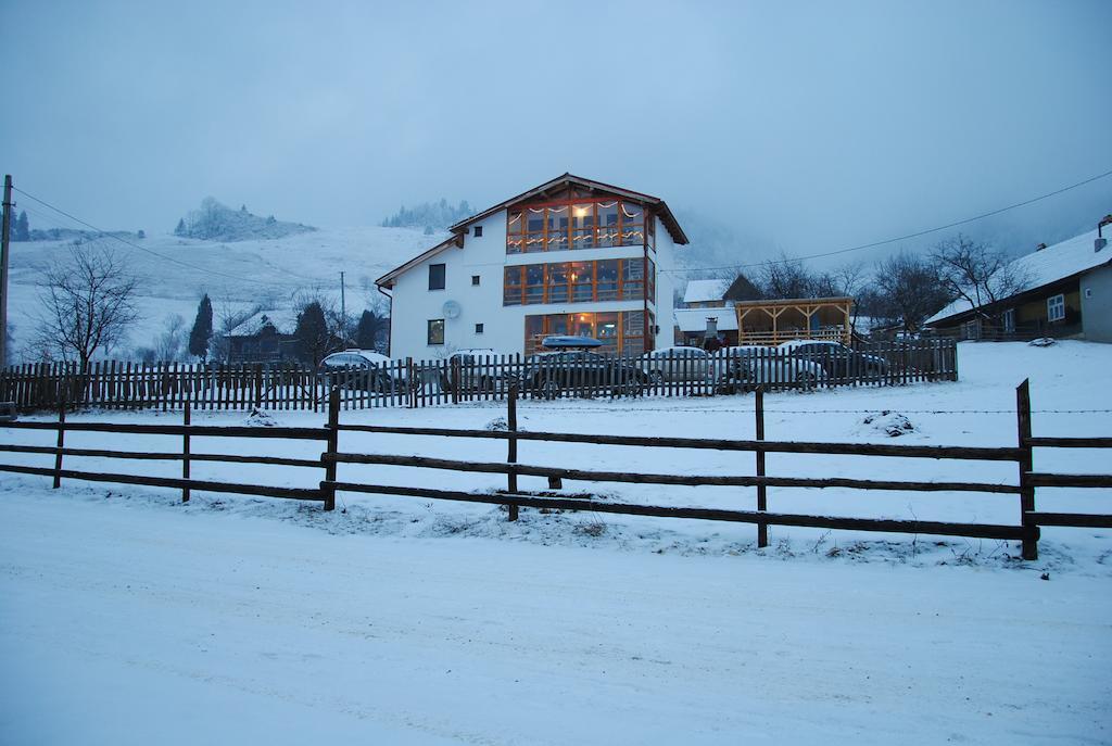 شقة Măgura  في Casa Hille المظهر الخارجي الصورة